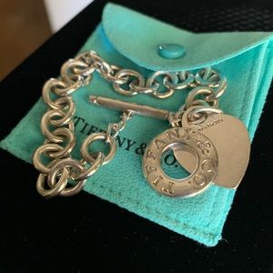 Classic Tiffany & Co chain bracelet